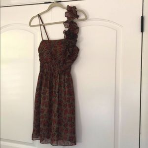 Chelsea & Violet asymmetrical shoulder dress